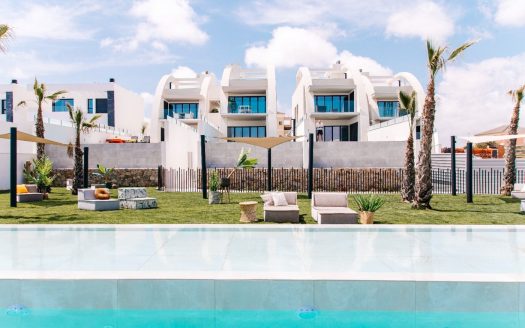LUXURY AND DESIGN APARTMENT NEXT TO THE GOLF COURSE