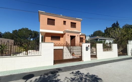 Villa for sale in Pinar de Campoverde