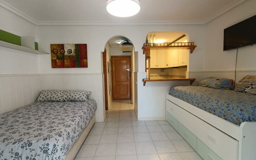 Studio for sale in Torrevieja