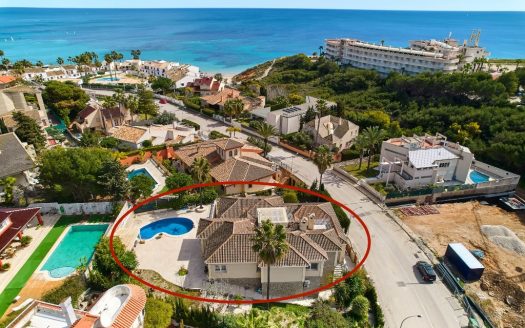 Villa for sale in Dehesa de Campoamor