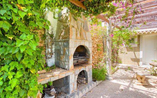 Villa for sale in Villamartin