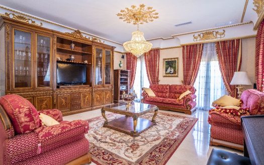 Villa for sale in Campoamor
