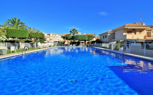 Townhouse for sale in Playa Flamenca