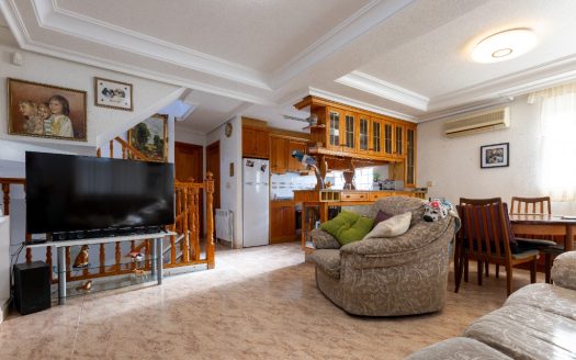 Villa for sale in Los Altos