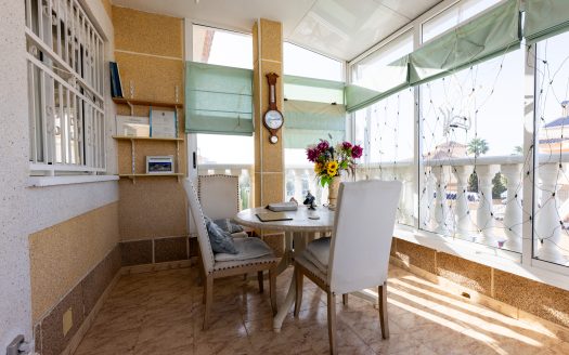 Villa for sale in Los Altos