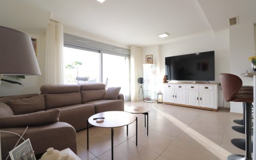 Penthouse for sale in Vistabella Golf