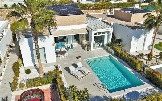 Villa for sale in Algorfa