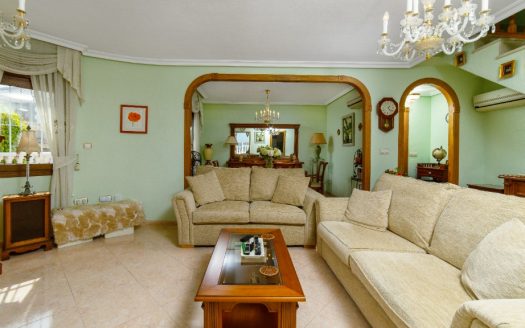 Villa for sale in Los Altos