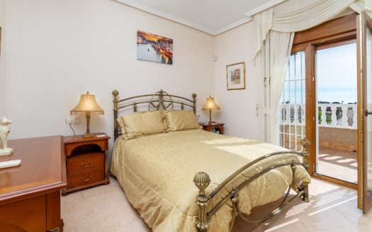 Villa for sale in Los Altos
