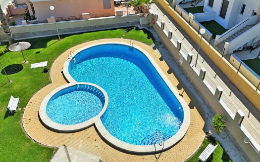 Townhouse for sale in Villamartin