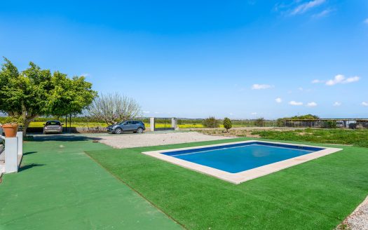Villa for sale in Los Montesinos