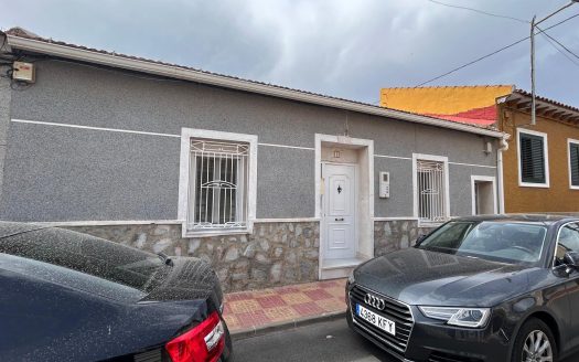 House for sale in Jacarilla