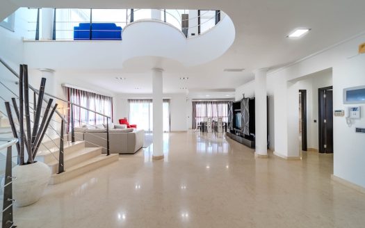 Villa for sale in Cabo Roig