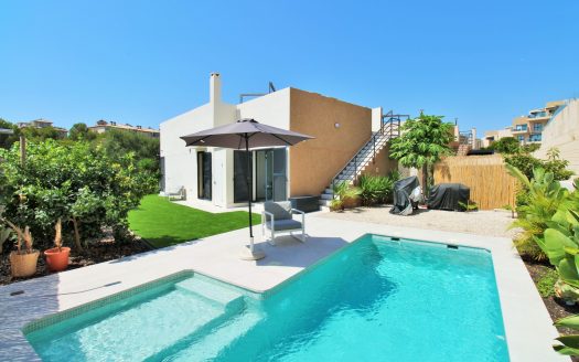 Villa for sale in La Zenia