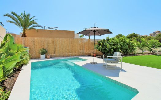 Villa for sale in La Zenia