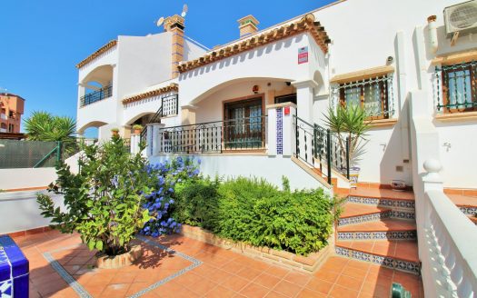 Townhouse for sale in Villamartin
