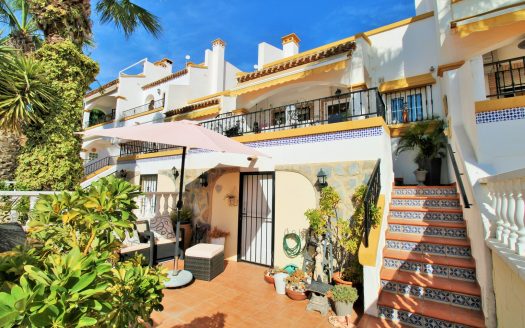 Townhouse for sale in Villamartin