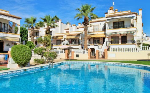 Townhouse for sale in Villamartin