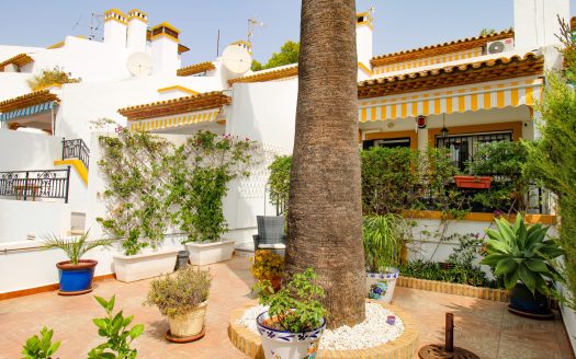 Townhouse for sale in Villamartin