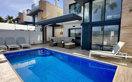 Detached Villa for sale in Orihuela Costa