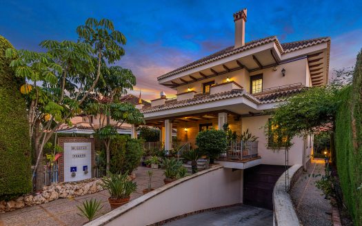 Villa for sale in Torrevieja