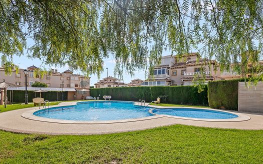 Townhouse for sale in Orihuela Costa
