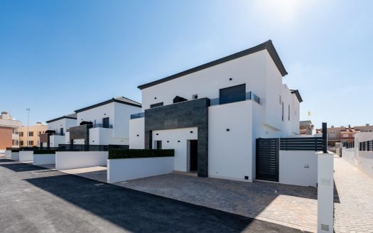3 BEDROOM BUNGALOWS IN EXCLUSIVE RESIDENTIAL IN GRAN ALACANT!