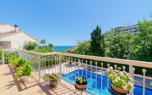 Villa for sale in Campoamor