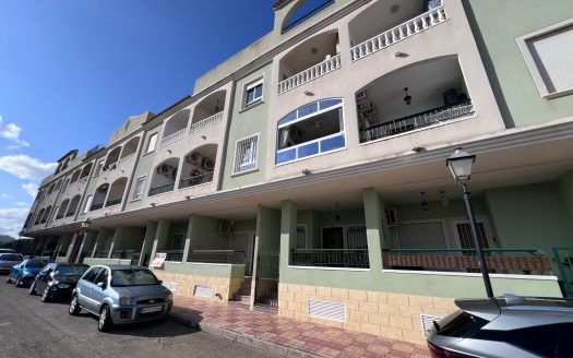 Apartment for sale in Jacarilla