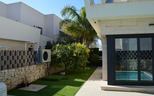Semi-detached house for sale in Pilar de La Horadada