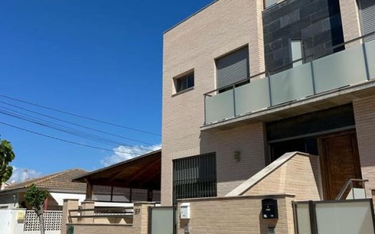 Townhouse for sale in Torre de la Horadada