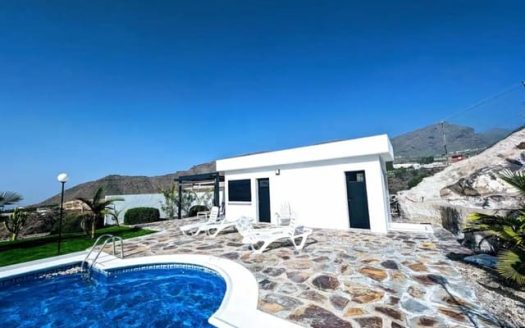 Villa for sale in Los Gigantes