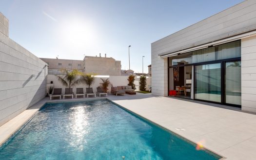 NEW BUILD VILLAS IN PILAR DE LA HORADADA