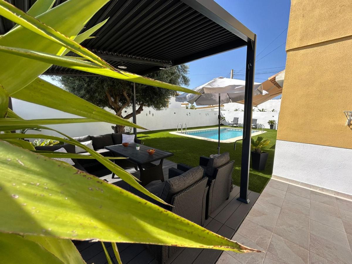 For Sale. Detached villa in San Miguel De Salinas