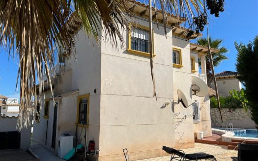 Detached Villa for sale in Playa Flamenca