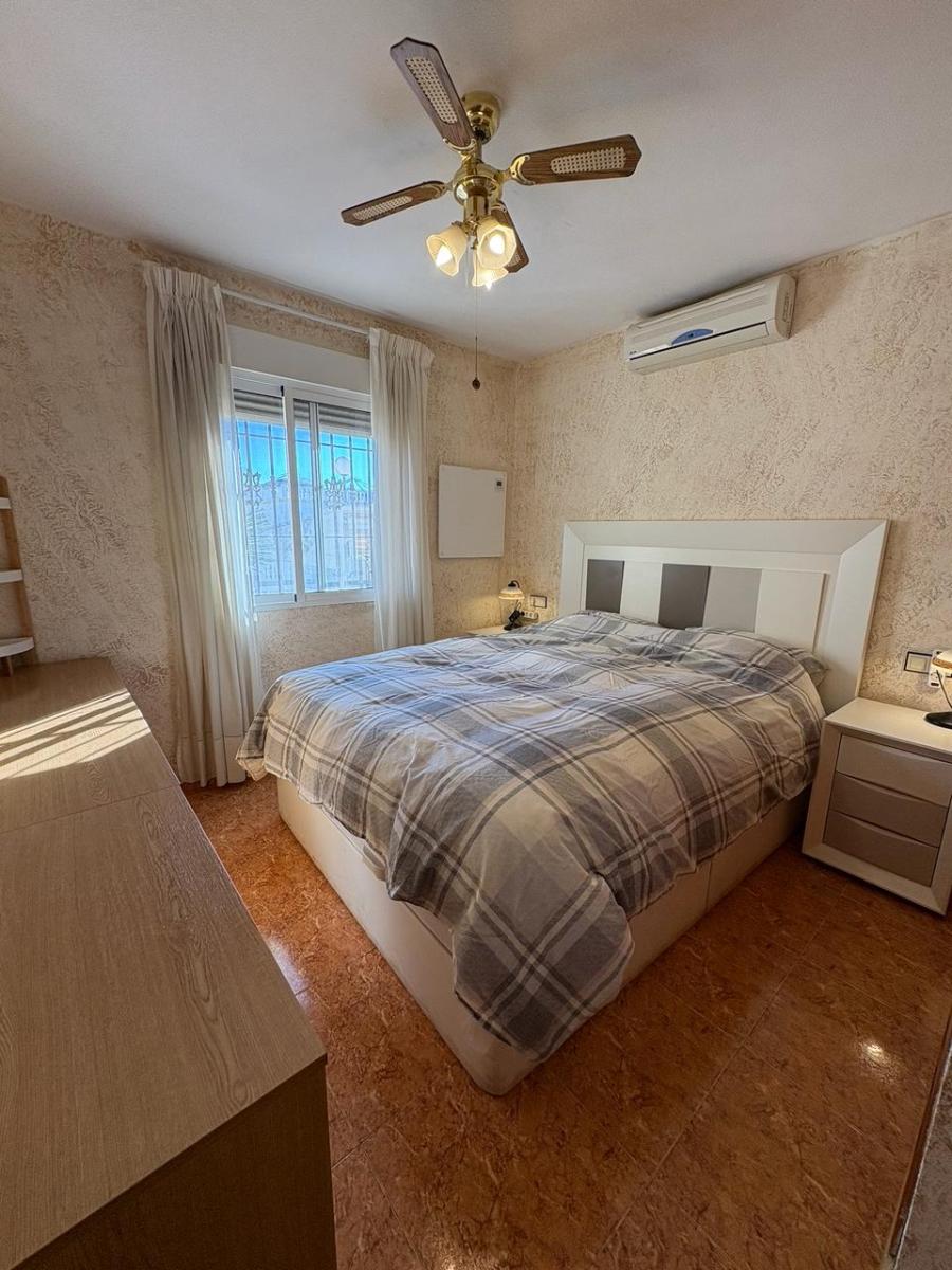 House in San Fulgencio - Image 2