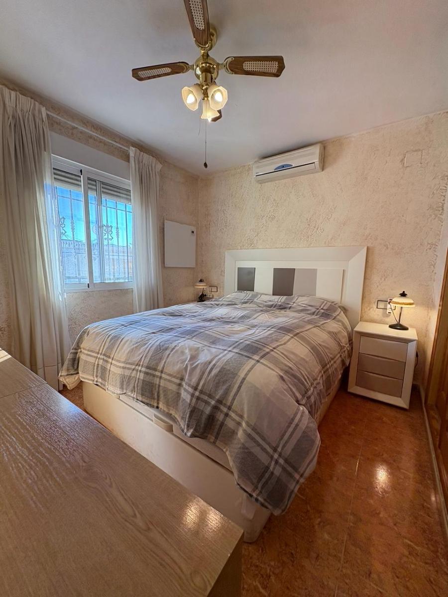 House in San Fulgencio - Image 3