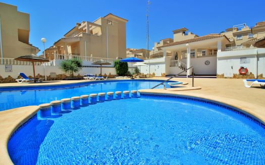 Townhouse for sale in San Miguel de Salinas