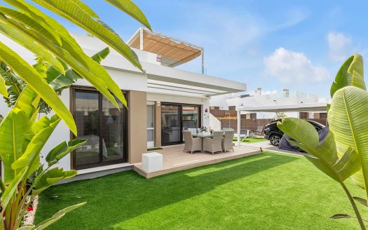 Villa for sale in Vistabella Golf