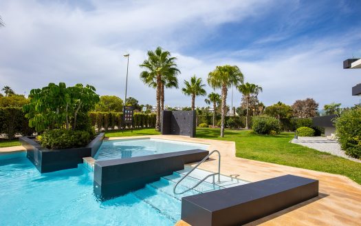 Apartment / flat for sale in Orihuela Costa