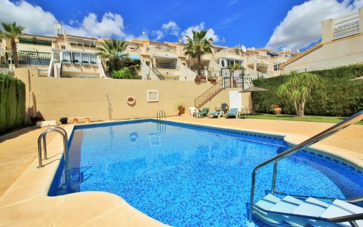 Townhouse for sale in Villamartin