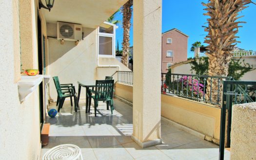 Townhouse for sale in Villamartin