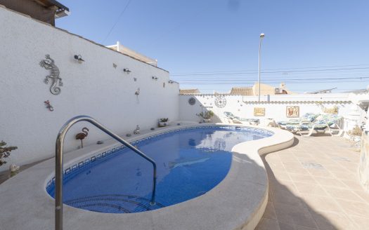 Detached Villa for sale in Torrevieja