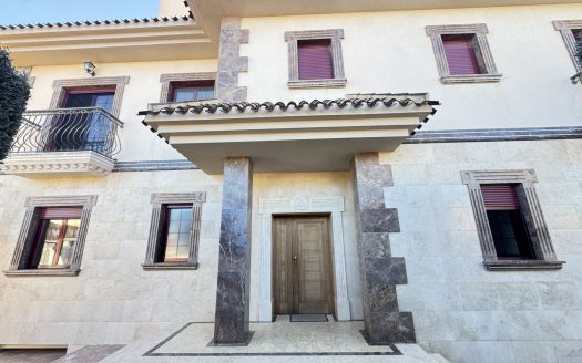 Villa for sale in Cabo Roig