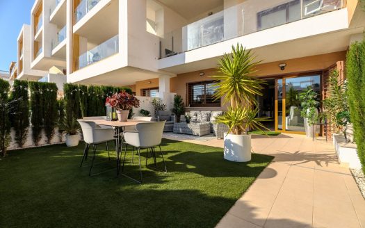 Ground Floor for sale in Los Dolses