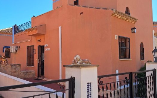 Detached Villa for sale in San Miguel de Salinas