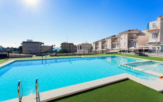 Townhouse for sale in Santa Pola