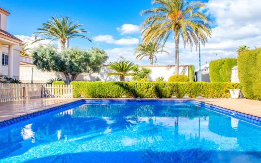 Villa for sale in Pilar de La Horadada