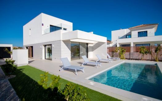 Villa for sale in Los Montesinos