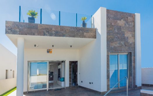Villa for sale in Villamartin